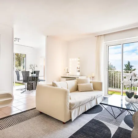 Villa Monaco - Luxury Living In With Bentley, Butler And Heated Pool Cap-d'Ail